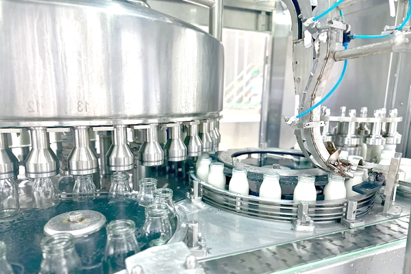 牛奶生產(chǎn)車(chē)間潔凈室檢測(cè)項(xiàng)目主要包含哪些？無(wú)塵室第三檢測(cè)主要檢查哪些項(xiàng)?